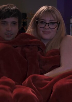 Семейный вечер за просмотром фильма