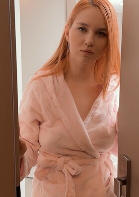 Шантаж должницы